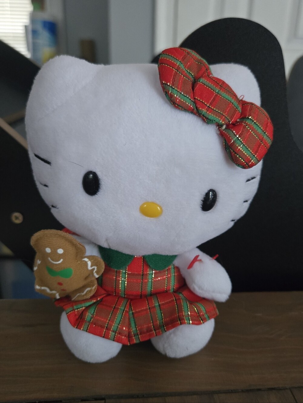 Ty Hello Kitty Holiday Plush with Red Plaid Dress And Gingerbread Man 2014